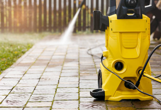 Best Patio and Deck Pressure Washing  in Mishicot, WI